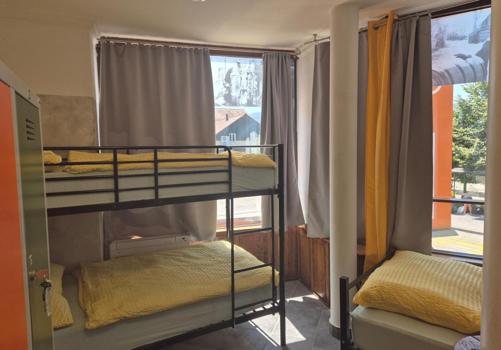 Bled Lesce Station Rooms And Beds Kültér fotó